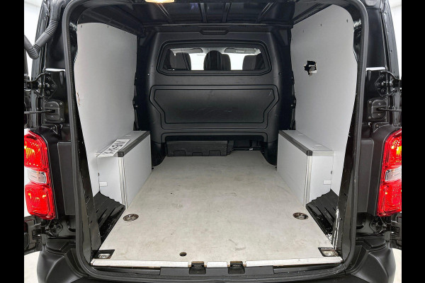 Opel Vivaro 145pk Automaat L3H1 Dubbele cabine Navigatie Camera Trekhaak Apple carplay Parkeersensoren Cruise control