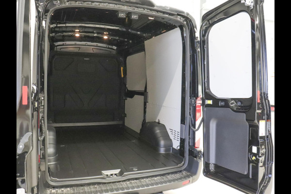 Ford Transit 130pk L2H2 Automaat Trekhaak Airco 360°Camera DAB+