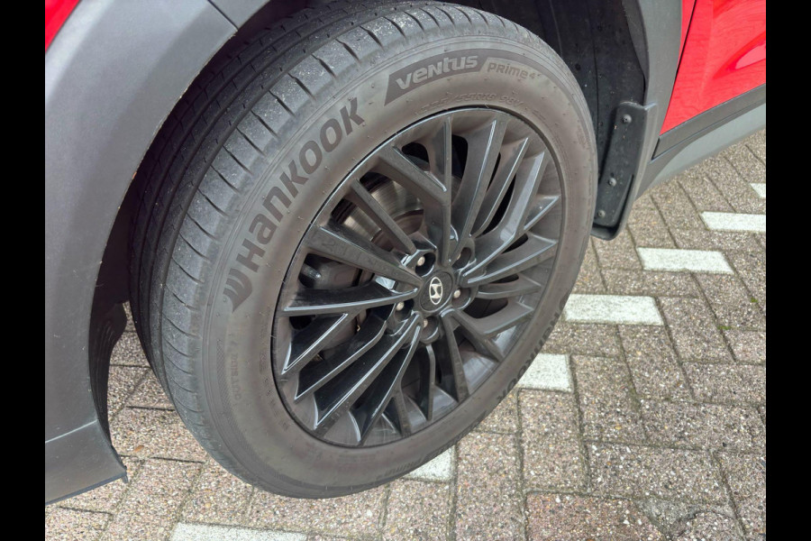 Hyundai Tucson 1.6 GDi N-line 132 PK | Stoelverwarming | Navigatie | Cruise Controle | Stuurwielverwarming | 18 inch lichtmetalen velgen | Alcantara