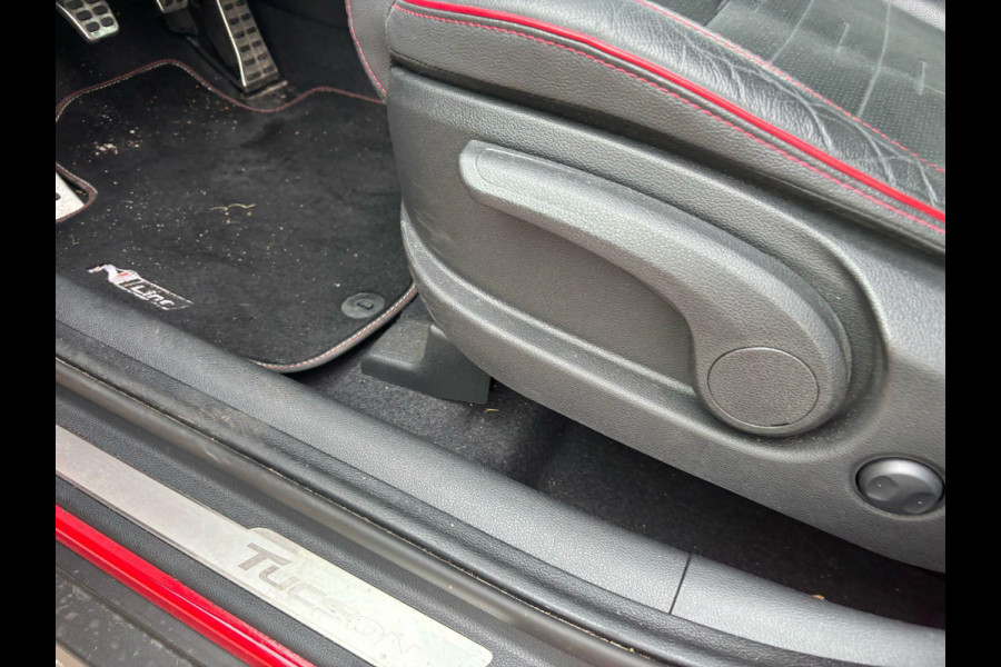 Hyundai Tucson 1.6 GDi N-line 132 PK | Stoelverwarming | Navigatie | Cruise Controle | Stuurwielverwarming | 18 inch lichtmetalen velgen | Alcantara