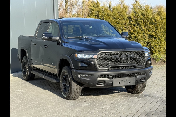 Dodge Ram 1500 3.0 420 PK REBEL PREMIUM / LUCHTVERING / 2025 MODEL / INCL PRINS LPG! / PANO / 360 CAMERA / TREKHAAK / 3500 KG AHG / NIGHT