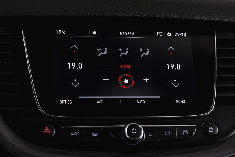 Opel Grandland X 1.2 Turbo 130 PK Innovation - Automaat Org. NL. | Afn. Trekhaak | Cruise | PDC | Camera | NAV + App. Connect | ECC | LED | LM 18" |
