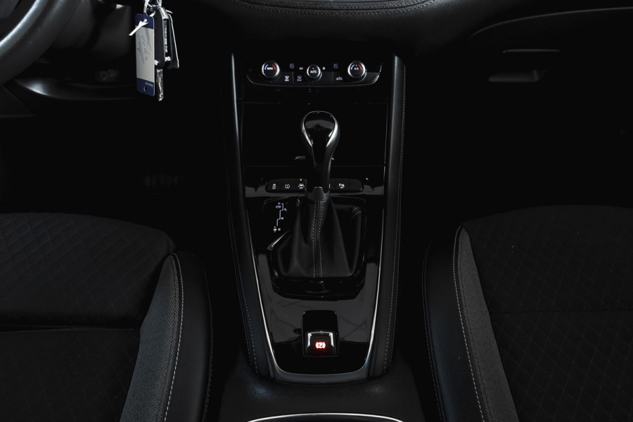 Opel Grandland X 1.2 Turbo 130 PK Innovation - Automaat Org. NL. | Afn. Trekhaak | Cruise | PDC | Camera | NAV + App. Connect | ECC | LED | LM 18" |