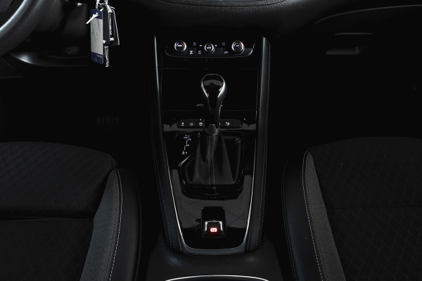 Opel Grandland X 1.2 Turbo 130 PK Innovation - Automaat Org. NL. | Afn. Trekhaak | Cruise | PDC | Camera | NAV + App. Connect | ECC | LED | LM 18" |