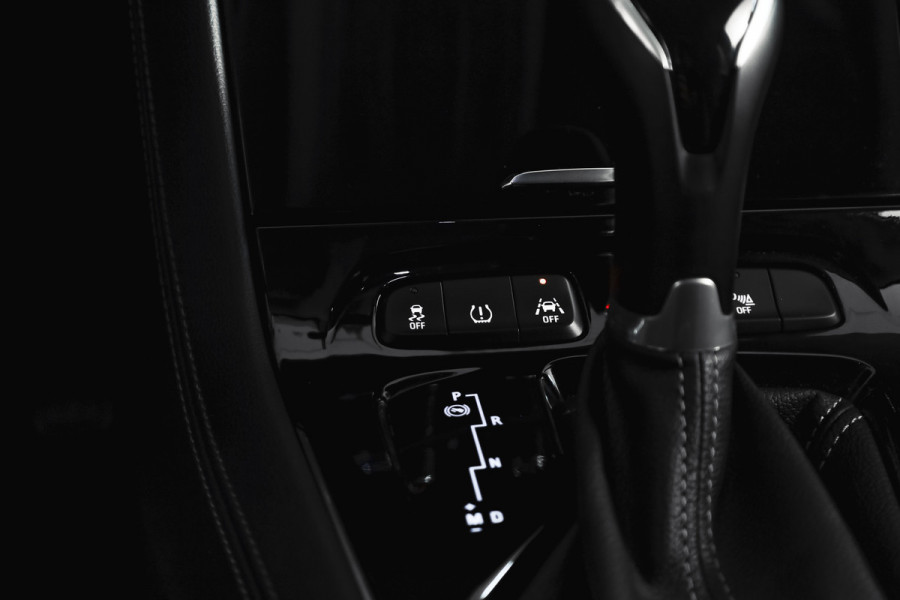 Opel Grandland X 1.2 Turbo 130 PK Innovation - Automaat Org. NL. | Afn. Trekhaak | Cruise | PDC | Camera | NAV + App. Connect | ECC | LED | LM 18" |