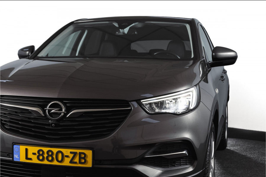 Opel Grandland X 1.2 Turbo 130 PK Innovation - Automaat Org. NL. | Afn. Trekhaak | Cruise | PDC | Camera | NAV + App. Connect | ECC | LED | LM 18" |