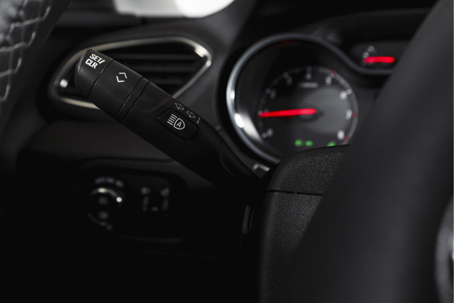 Opel Grandland X 1.2 Turbo 130 PK Innovation - Automaat Org. NL. | Afn. Trekhaak | Cruise | PDC | Camera | NAV + App. Connect | ECC | LED | LM 18" |