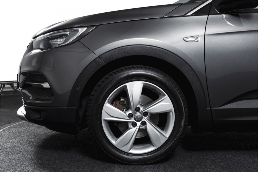 Opel Grandland X 1.2 Turbo 130 PK Innovation - Automaat Org. NL. | Afn. Trekhaak | Cruise | PDC | Camera | NAV + App. Connect | ECC | LED | LM 18" |