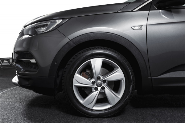Opel Grandland X 1.2 Turbo 130 PK Innovation - Automaat Org. NL. | Afn. Trekhaak | Cruise | PDC | Camera | NAV + App. Connect | ECC | LED | LM 18" |