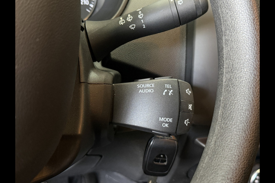 Dacia Duster 1.2 TCe Comfort Airco | Schuifdak | Cruise control | PDC | 17" | NAP | Volledig keurig netjes onderhouden!