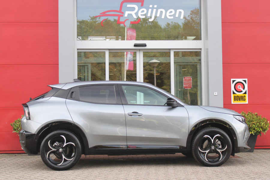 Alfa Romeo junior 1.2 145PK AUTOMAAT Hybrid IBRIDA TI | TECHNO PACK: (LED MATRIX KOPLAMPEN, DRAADLOZE TELEFOONLADER, DODEHOEK DETECTIE, PARKEERSENSOREN VOOR ACHTER EN ZIJKANT, NAVIGATIE, ELEKTRISCH BEDIENBARE ACHTERKLEP, KEYLESS ENTRY, ADAPTIVE CRUISE CONTROL, ACHTERUITRIJ CAMERA) | PACK TI: (ELEKTRISCH BEDIENBARE BESTUUDERSSTOEL, VERKEERSBORDEN WEERGAVE, GETINTE ACHTERRUITEN, SFEER VERLICHTING, GLANZEND ZWARTE BODYKIT, 10,25" TOUCHSCREEN, LEDEREN STUURWIEL, VERSTELBARE KOFFERVLOER OP 3 NIVEAUS) | 18" LICHTMETALEN VELGEN "FORI" | DRAADLOZE APPLE CARPLAY/ANDROID AUTO | MASSAGE FUNCTIE OP