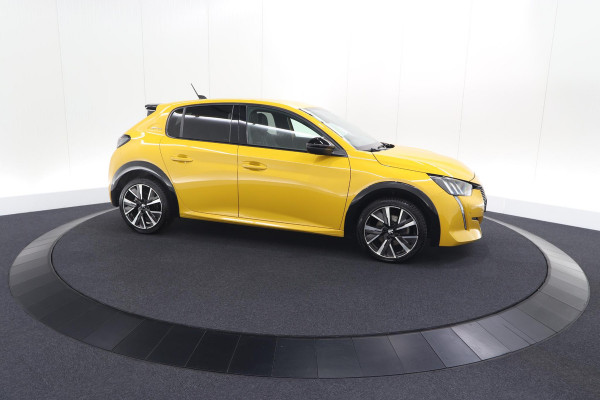 Peugeot 208 PureTech 100 EAT8 GT-Line | Camera | Keyless Entry | Navigatie | Parkeersensoren | Apple Carplay