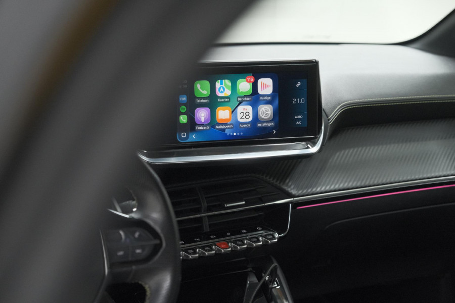 Peugeot 208 PureTech 100 EAT8 GT-Line | Camera | Keyless Entry | Navigatie | Parkeersensoren | Apple Carplay
