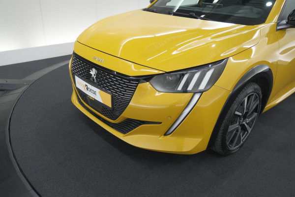 Peugeot 208 PureTech 100 EAT8 GT-Line | Camera | Keyless Entry | Navigatie | Parkeersensoren | Apple Carplay