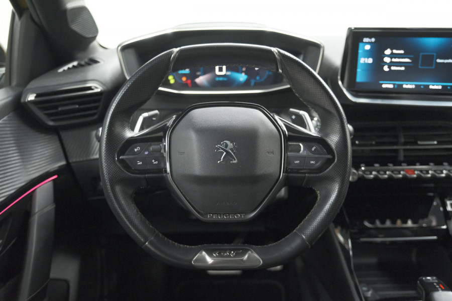 Peugeot 208 PureTech 100 EAT8 GT-Line | Camera | Keyless Entry | Navigatie | Parkeersensoren | Apple Carplay