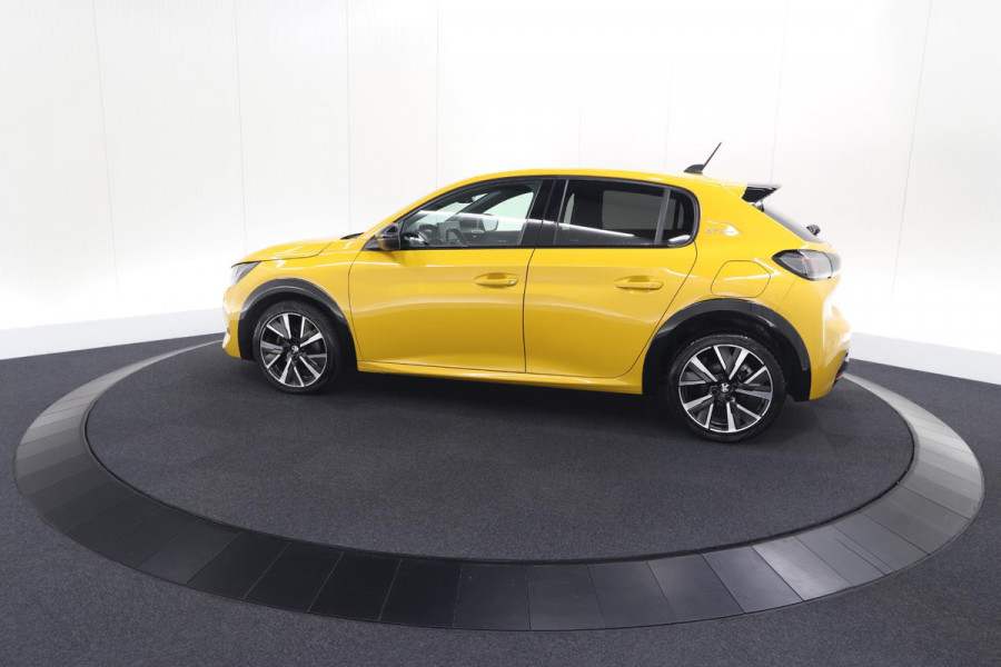 Peugeot 208 PureTech 100 EAT8 GT-Line | Camera | Keyless Entry | Navigatie | Parkeersensoren | Apple Carplay