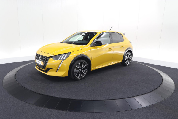 Peugeot 208 PureTech 100 EAT8 GT-Line | Camera | Keyless Entry | Navigatie | Parkeersensoren | Apple Carplay