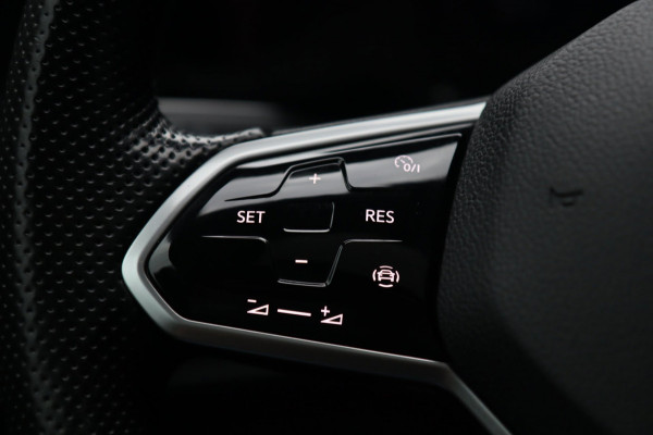 Volkswagen Golf 1.4 eHybrid GTE / PANO / CAMERA / CARPLAY / SFEERVERLICHTING