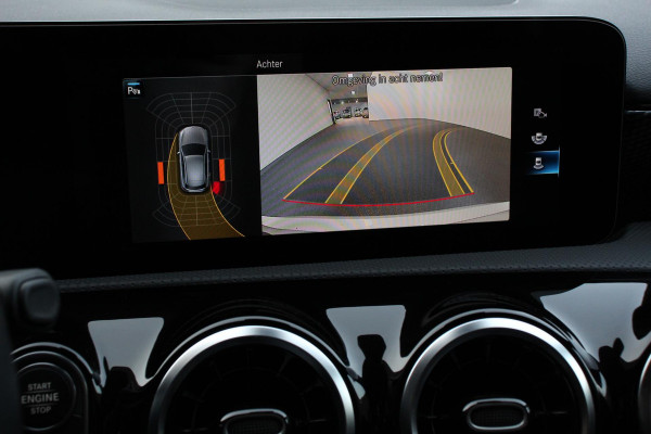 Mercedes-Benz A-Klasse 180 Progressive 7-DCT Navigatie Climate Control Virtual Cockpit Stoelverwarming 17" Lichtmetalen velgen Parkeer sensoren Cruise Control