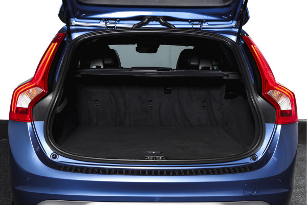 Volvo V60 2.0 T4 190 PK Business Sport - Automaat Org. NL. | S/K-Dak | Adapt. Cruise | Stoelverw. | Afn. Trekhaak | PDC | Camera | NAV | ECC | LM 18" |