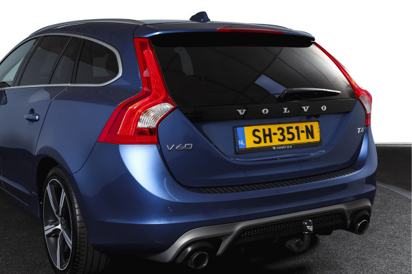 Volvo V60 2.0 T4 190 PK Business Sport - Automaat Org. NL. | S/K-Dak | Adapt. Cruise | Stoelverw. | Afn. Trekhaak | PDC | Camera | NAV | ECC | LM 18" |