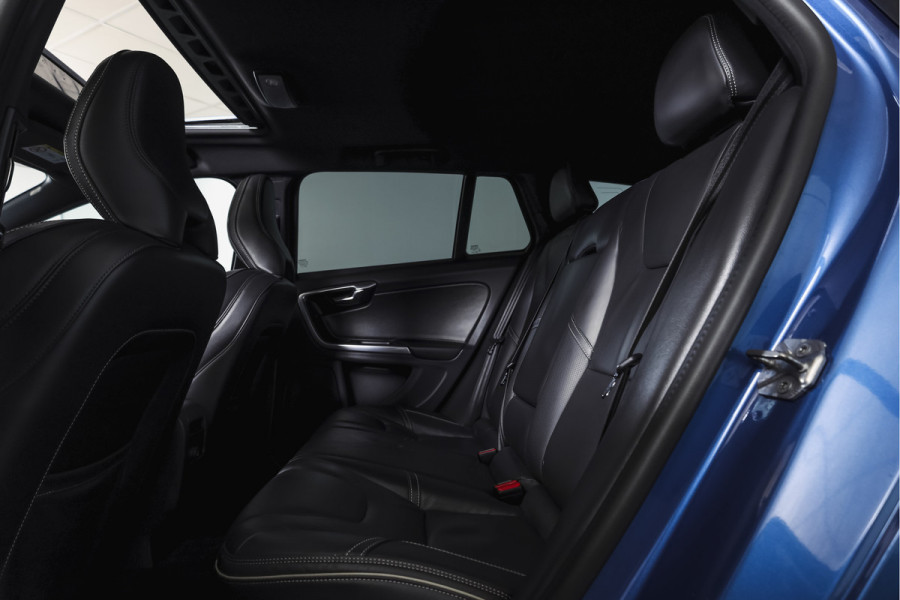 Volvo V60 2.0 T4 190 PK Business Sport - Automaat Org. NL. | S/K-Dak | Adapt. Cruise | Stoelverw. | Afn. Trekhaak | PDC | Camera | NAV | ECC | LM 18" |