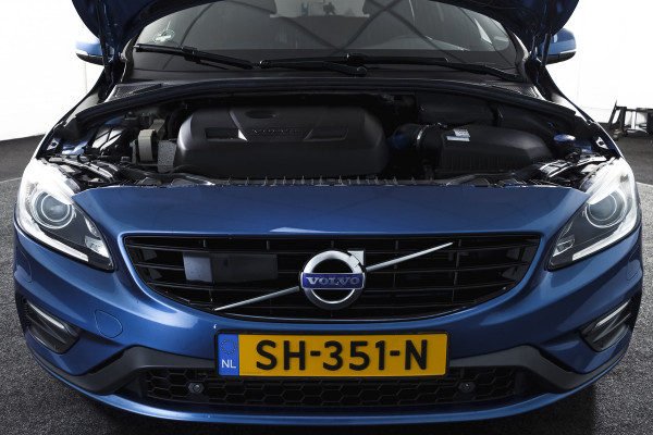 Volvo V60 2.0 T4 190 PK Business Sport - Automaat Org. NL. | S/K-Dak | Adapt. Cruise | Stoelverw. | Afn. Trekhaak | PDC | Camera | NAV | ECC | LM 18" |