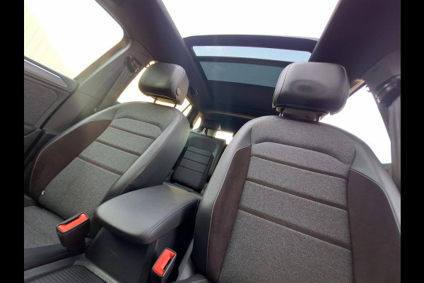 Seat Tarraco 1.4 TSI e-Hybrid PHEV Xcellence | Panorama | Trekhaak |  360 cam | Stoel verwarming V + A | Full LED |