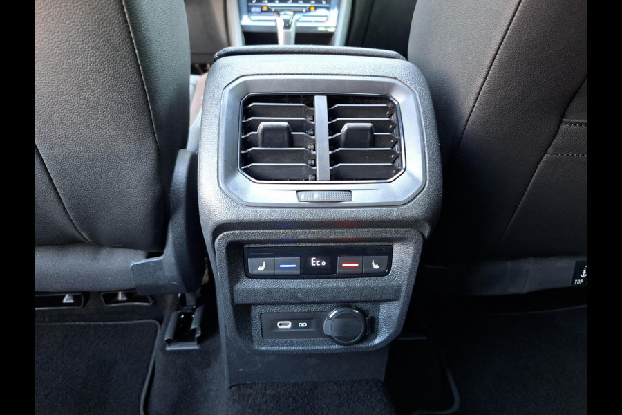Seat Tarraco 1.4 TSI e-Hybrid PHEV Xcellence | Panorama | Trekhaak |  360 cam | Stoel verwarming V + A | Full LED |