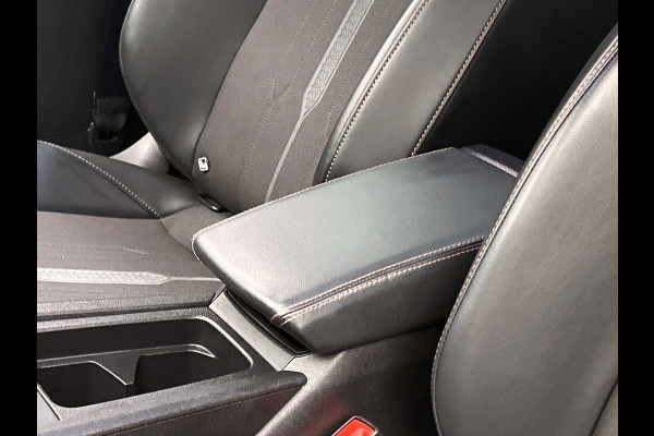 CUPRA Formentor 1.4 e-Hybrid VZ Copper Edition | Plug-in | Trekhaak | Stoel/Stuur Verwarming | Adapt.Cruise/Control | Virtual |