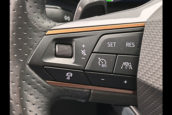 CUPRA Formentor 1.4 e-Hybrid VZ Copper Edition | Plug-in | Trekhaak | Stoel/Stuur Verwarming | Adapt.Cruise/Control | Virtual |