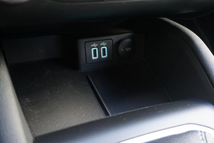 Ford FOCUS Wagon 1.0 EcoB.125PK Hybrid Titanium X Bus./Trekhaak/ Technology Pack.