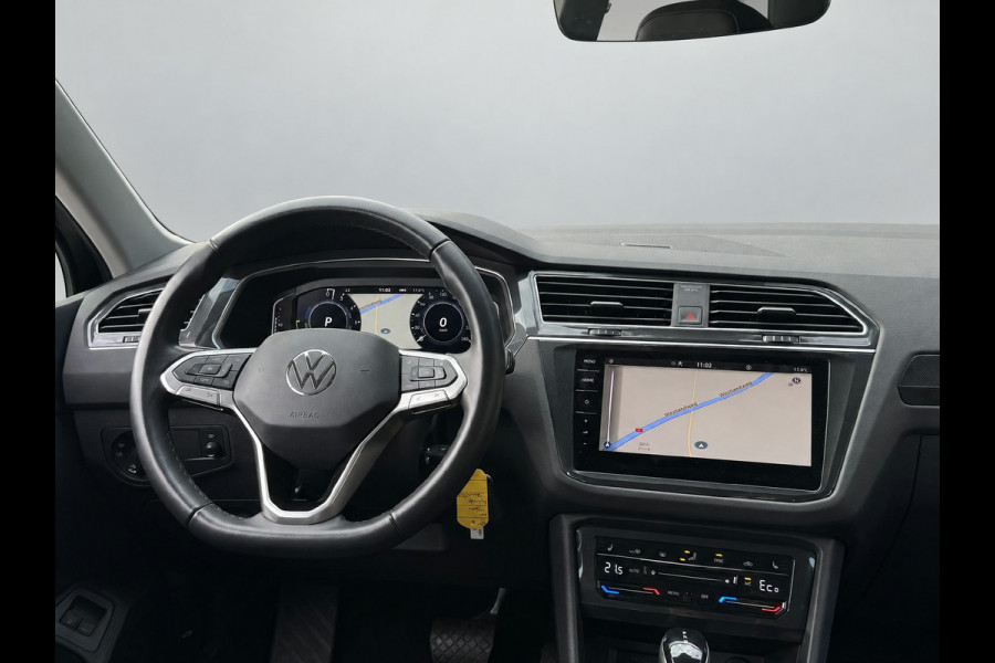 Volkswagen Tiguan 1.4TSI eHybrid 245PK DSG ELEGANCE LEDER/CAMERA/IQ-LIGHT/HEAD-UP/TREKHAAK