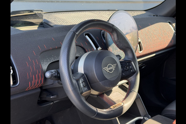 MINI Countryman SE ALL4 John Cooper Works L 66.5 kWh | 360 Camera | Pano / Schuifdak | Head-Up | L- Pakket | HK Audio