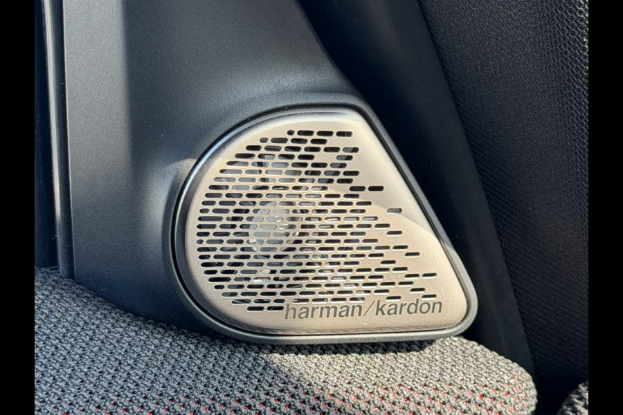 MINI Countryman SE ALL4 John Cooper Works L 66.5 kWh | 360 Camera | Pano / Schuifdak | Head-Up | L- Pakket | HK Audio