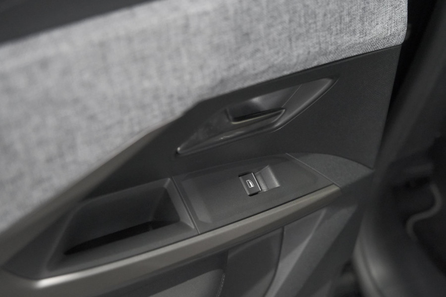 Peugeot 3008 1.2 Hybrid 145 GT | Elektrische Kofferklep | Camera | Adaptieve Cruise Control | Apple CarPlay