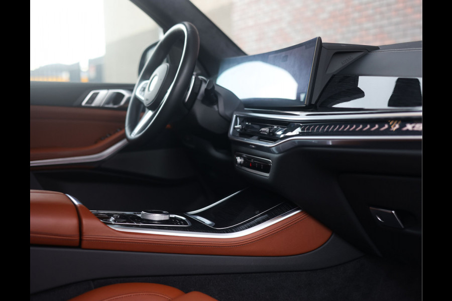 BMW X5 50e xDrive | Skylounge - Trekhaak - Massage