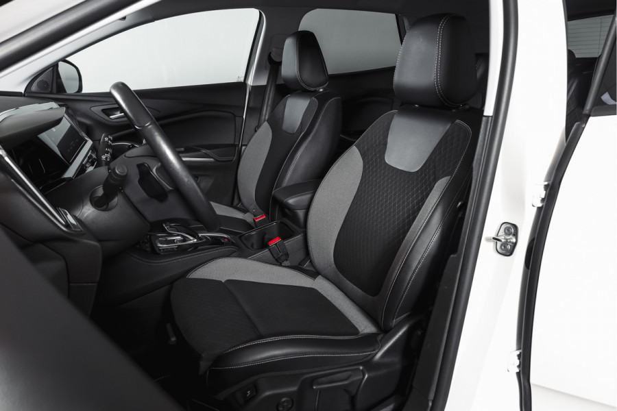Opel Grandland 1.2 Turbo 130 PK GS Line - Automaat | Cruise | Winterpakket | PDC | Camera | NAV + App. Connect | ECC | DAB | LM 18" |