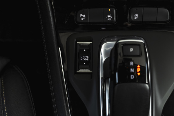 Opel Grandland 1.2 Turbo 130 PK GS Line - Automaat | Cruise | Winterpakket | PDC | Camera | NAV + App. Connect | ECC | DAB | LM 18" |