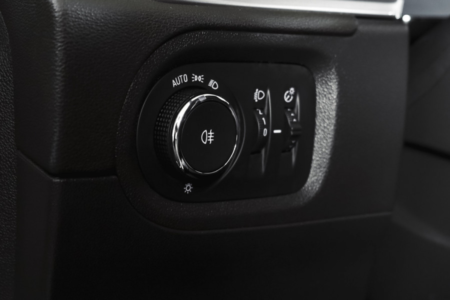 Opel Grandland 1.2 Turbo 130 PK GS Line - Automaat | Cruise | Winterpakket | PDC | Camera | NAV + App. Connect | ECC | DAB | LM 18" |