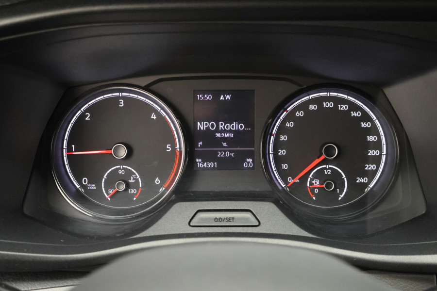 Volkswagen Transporter 2.0 TDI L2H1 28 150PK Trekhaak, Apple Carplay, DAB, Cruise, PDC