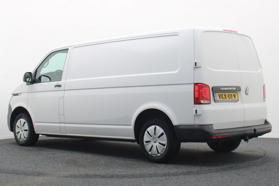 Volkswagen Transporter 2.0 TDI L2H1 28 150PK Trekhaak, Apple Carplay, DAB, Cruise, PDC