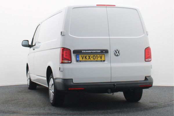 Volkswagen Transporter 2.0 TDI L2H1 28 150PK Trekhaak, Apple Carplay, DAB, Cruise, PDC