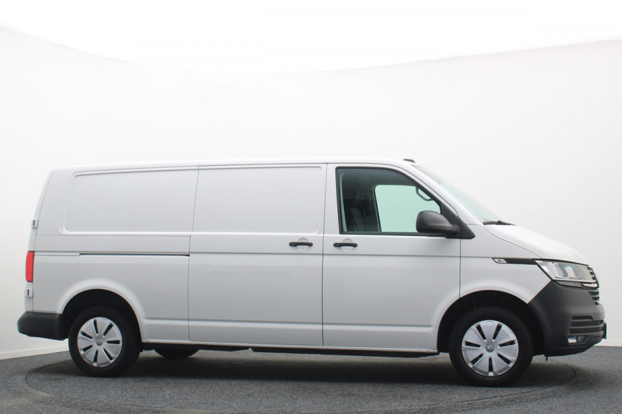 Volkswagen Transporter 2.0 TDI L2H1 28 150PK Trekhaak, Apple Carplay, DAB, Cruise, PDC
