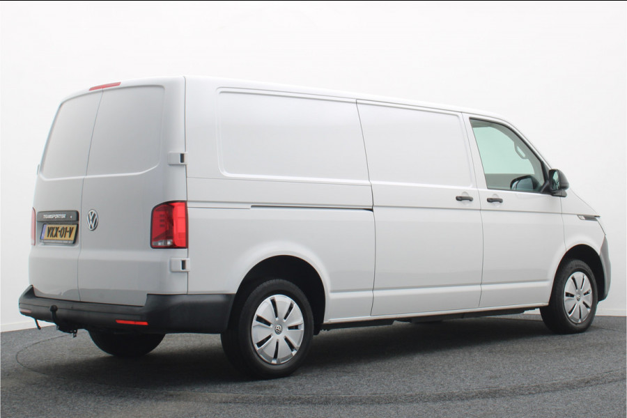 Volkswagen Transporter 2.0 TDI L2H1 28 150PK Trekhaak, Apple Carplay, DAB, Cruise, PDC