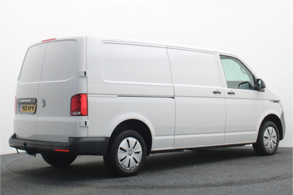 Volkswagen Transporter 2.0 TDI L2H1 28 150PK Trekhaak, Apple Carplay, DAB, Cruise, PDC