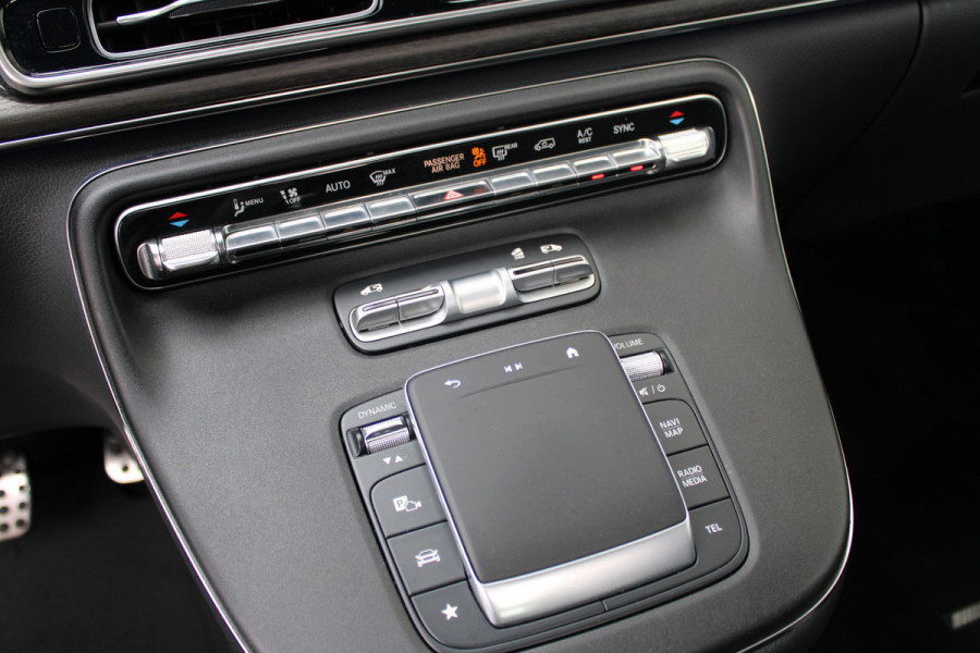 Mercedes-Benz V-Klasse 300d / AMG / 4-Matic / DC / Luchtvering / Pano / Elec Stoelen / Burmester / Vol Opties / NIEUWSTAAT.