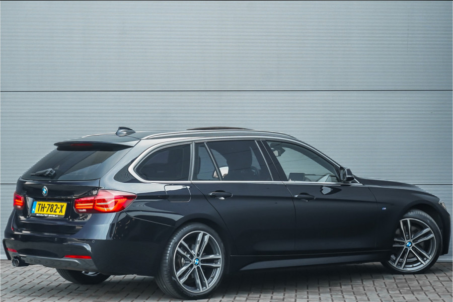 BMW 3 Serie Touring 330i High Executive M-Sport Pano Leder Stuur & Stoelverw PDC 19"