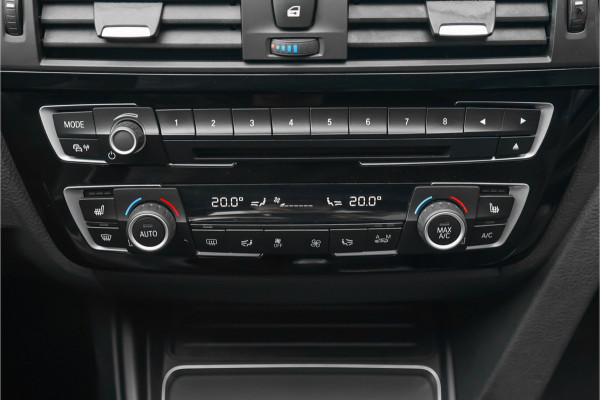 BMW 3 Serie Touring 330i High Executive M-Sport Pano Leder Stuur & Stoelverw PDC 19"