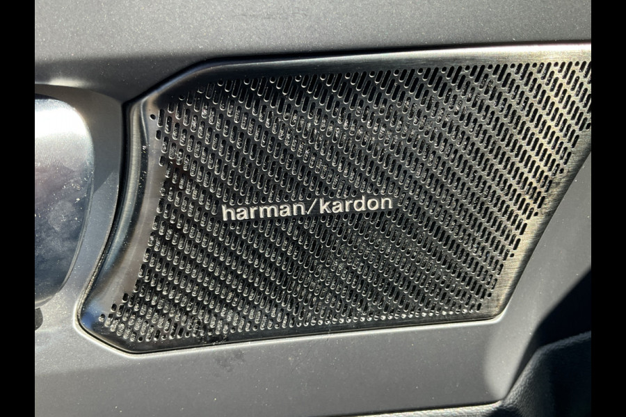 Volvo XC40 1.5 T4 Recharge R-Design Pano Leer H/K Camera Stoel/Stuurverw Led Carplay Plug-in PHEV